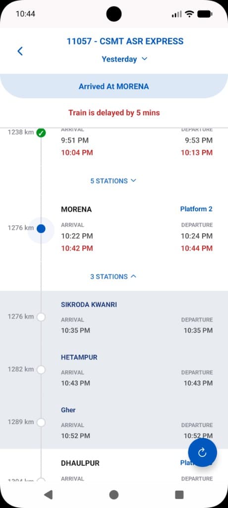 Train Dekho live status screen – real-time train position and delay info